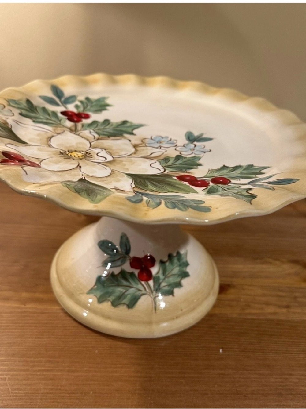 Maxcera Winter Magnolia Pedestal Cake/Dessert Plate Stand